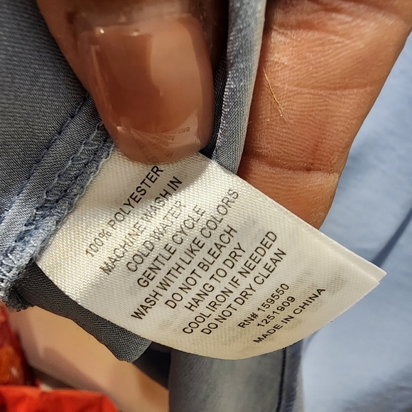 Maison D' Amelie Long Sleeve Pullover V Neck Blouse size M - Picture 9 of 13